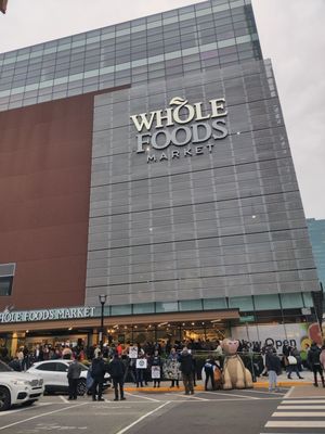 Whole Foods Market by null
