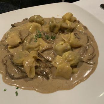 Auberge du Soleil - Mushroom ravioli - Hotels Near Me - Rutherford, California Auberge du Soleil - Mushroom ravioli - Hotels Near Me - Rutherford, California