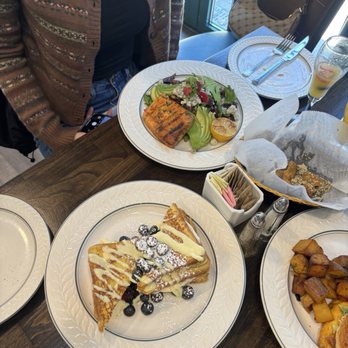 Madison Cafe and Grill - Blueberry Mascarpone French Toast - Lebanese Near Me - Edgewater, New Jersey
