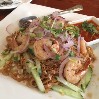 Dagon - Garlic noodle shrimp dish #1 - Burmese Near Me - Honolulu, Hawaii Dagon - Garlic noodle shrimp dish #1 - Burmese Near Me - Honolulu, Hawaii