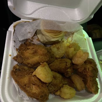 Momma's Soul Food - Shrimp and wingettes with candied yams & max-n-cheese - Food Trucks Near Me - Raleigh, North Carolina Momma's Soul Food - Shrimp and wingettes with candied yams & max-n-cheese - Food Trucks Near Me - Raleigh, North Carolina