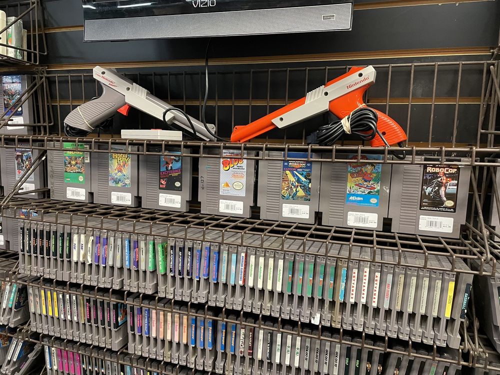 CLASSIC GAME JUNKIE 29 Photos & 59 Reviews 111 S Easton Rd