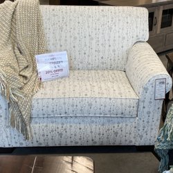 Steiner's Amish Furniture - Hampton Oversized Chair 34811 - 24