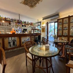Bam Bar - Interior