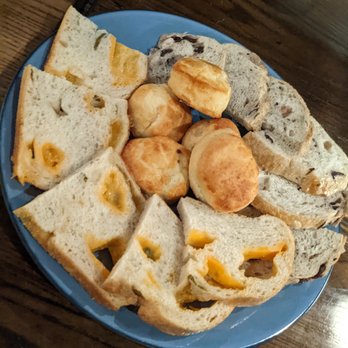 Knife Steakhouse Plano - Bread basket - Steakhouses Near Me - Plano, Texas