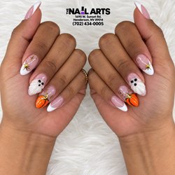 The Nail Arts - The ghosts are soooo cute!