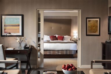 Metropolitan Hotel Vancouver by null