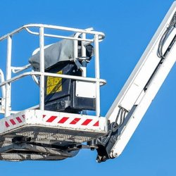 Clapper Crane & Tree Services