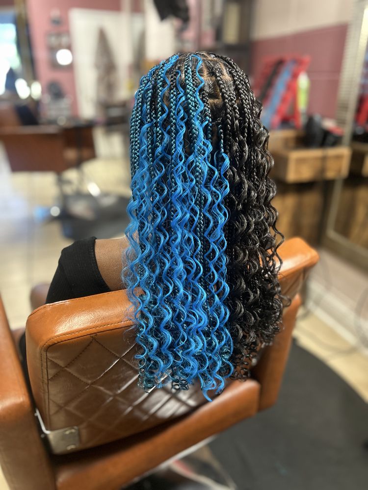 Punk’s Braids Logo