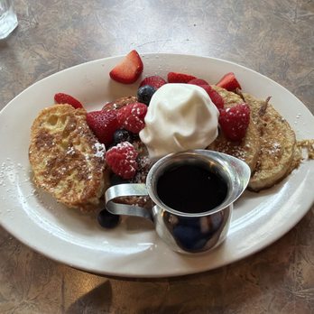 Tenth West - Breakfast & Brunch Near Me - Seattle, Washington