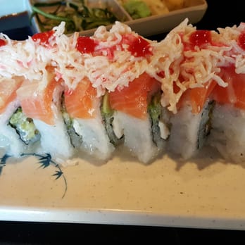 Pisces Sushi - 1/2 lemon time roll - Sushi Bars Near Me - Reno, Nevada Pisces Sushi - 1/2 lemon time roll - Sushi Bars Near Me - Reno, Nevada