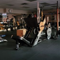 LiV Personal Training Studio - The studio at dawn
