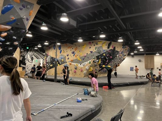 BENCHMARK CLIMBING - Updated July 2026 - 1607 Shattuck Ave, Berkeley ...