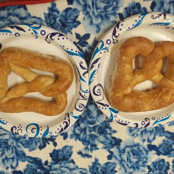 Smitties Soft Pretzels - Soft Pretzels - Pretzels Near Me - Dover, Pennsylvania Smitties Soft Pretzels - Soft Pretzels - Pretzels Near Me - Dover, Pennsylvania