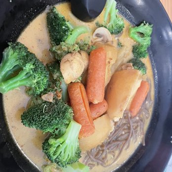 Jenni's Noodle House - Art Car Curry no rice sub soba - Vietnamese Near Me - Houston, Texas