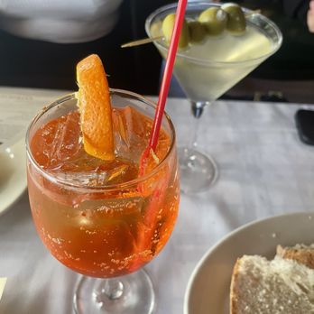 Gibsons Bar & Steakhouse - Aperol Spritz + dirty martini - Steakhouses Near Me - Rosemont, Illinois Gibsons Bar & Steakhouse - Aperol Spritz + dirty martini - Steakhouses Near Me - Rosemont, Illinois