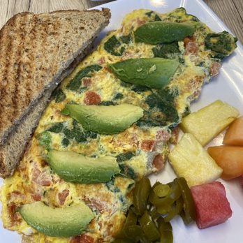 La Papaya Deli - Avocado Omelette - Delis Near Me - Las Vegas, Nevada La Papaya Deli - Avocado Omelette - Delis Near Me - Las Vegas, Nevada