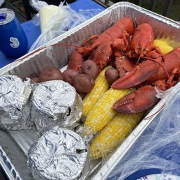 Take out Lobster Dinner (1 1/4 lb) for 3