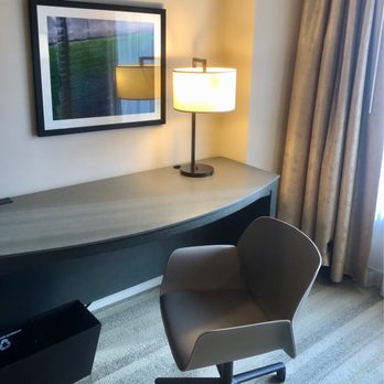 Hyatt At Olive 8 - Spacious desk area - Hotels Near Me - Seattle, Washington Hyatt At Olive 8 - Spacious desk area - Hotels Near Me - Seattle, Washington