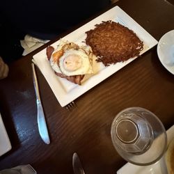 Pancake Manor - Hash brown, eggs and bacon