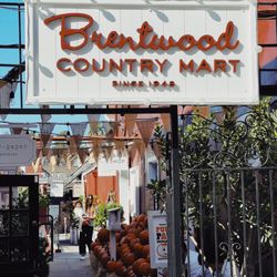 Brentwood Country Mart
