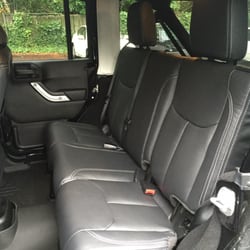 Classic Soft Trim - Black leather with white stitching