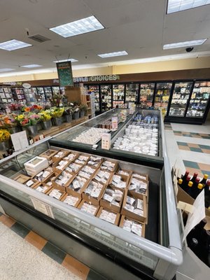 Deluxe Foods of Aptos by null