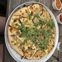 Stoked Restaurant and Bar - Veggie pizza
