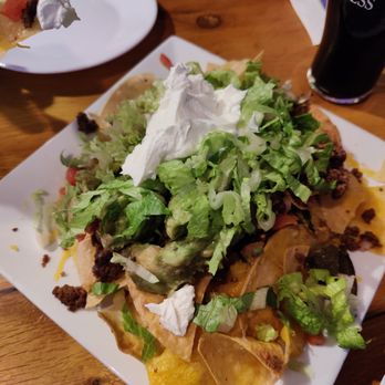 The Clam Bar @ Alize Brewing - Loaded Nachos w beef - Brewpubs Near Me - Mattituck, New York The Clam Bar @ Alize Brewing - Loaded Nachos w beef - Brewpubs Near Me - Mattituck, New York