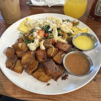 Moschetti Cafe - Crab Omelette with potatoes - Cafes Near Me - Vallejo, California Moschetti Cafe - Crab Omelette with potatoes - Cafes Near Me - Vallejo, California