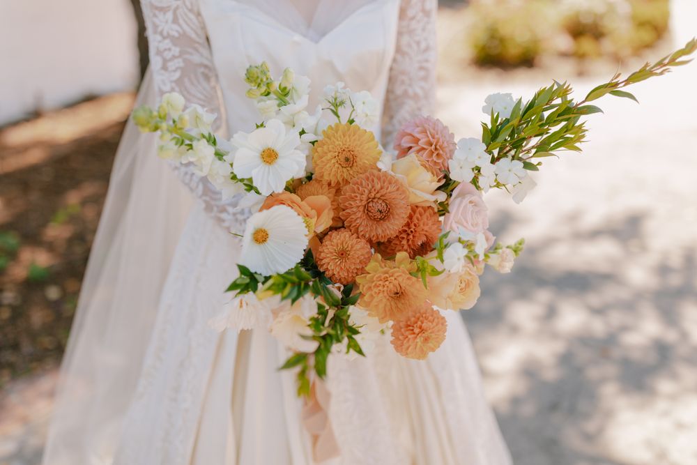 Laurel Canyon Flower Farm and Floral Design Logo