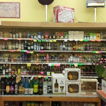 Easy Foods Company - Alcohol section - Convenience Stores Near Me - Mountain View, California