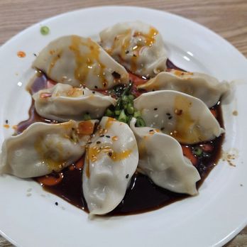 Chubby Dumplings - Steamed pork dumplings, no dishes for sauce so I just put it on the dumplings - Japanese Near Me - Burbank, California Chubby Dumplings - Steamed pork dumplings, no dishes for sauce so I just put it on the dumplings - Japanese Near Me - Burbank, California