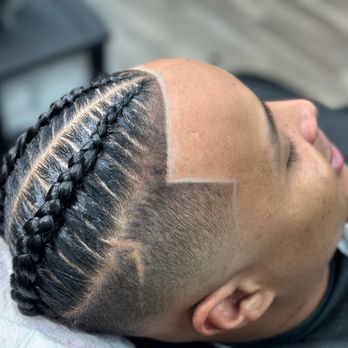 Showstoppers Barbershop - Barbers Near Me - Davie, Florida Showstoppers Barbershop - Barbers Near Me - Davie, Florida