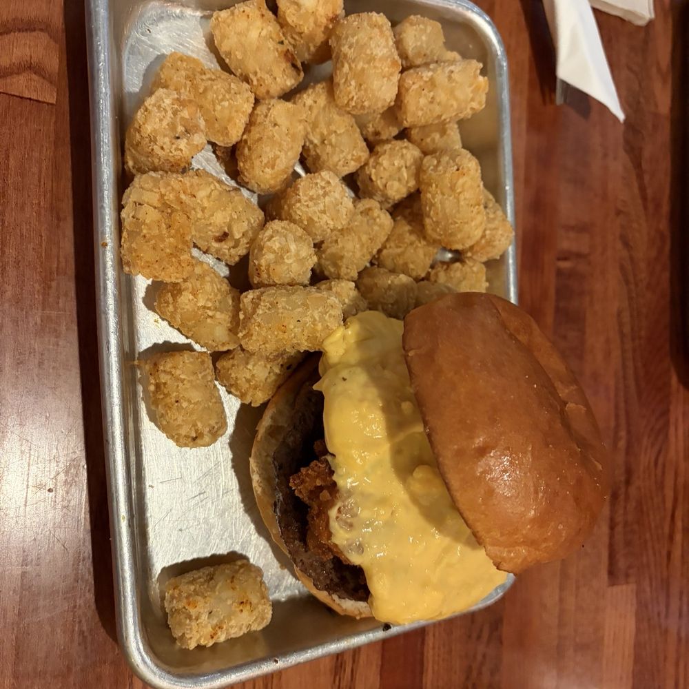 Mac burger dripping with cheese! Mac burger dripping with cheese!