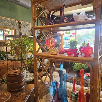 Rhiannon Antiques - Antiques Near Me - Boise, Idaho Rhiannon Antiques - Antiques Near Me - Boise, Idaho