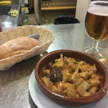 Cafetería Nabor - Cellos (beef tripe) a la Madrileña, and a cold beer - Tapas Bars Near Me - Madrid, M Cafetería Nabor - Cellos (beef tripe) a la Madrileña, and a cold beer - Tapas Bars Near Me - Madrid, M