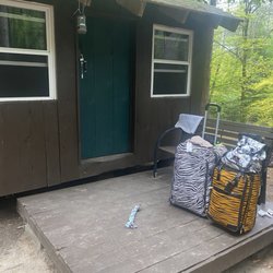 Pop's Lake Campground - Mini cabin