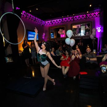 Suite Restaurant / Lounge - Multiple Aerialist | Acrobat performances - Bars Near Me - Bellevue, Washington