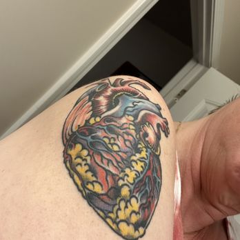 ODDS & ENDS TATTOO STUDIO - Updated November 2025 - 32 Photos & 16