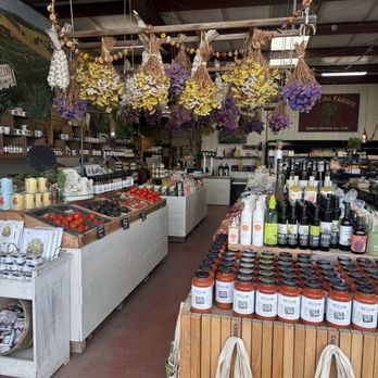 Pezzini Farms - Fruits & Veggies Near Me - Castroville, California Pezzini Farms - Fruits & Veggies Near Me - Castroville, California