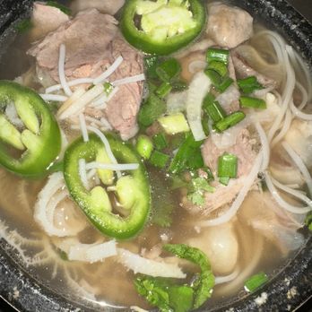 Pho Vietnam - 19. Pho In Hot Stone Bowl - Vietnamese Near Me - Honolulu, Hawaii