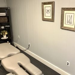 Trenton Family Chiropractic - Another adjustment room