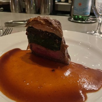 Mooo.... Beacon Hill - Tenderloin of Beef Wellington - Steakhouses Near Me - Boston, Massachusetts