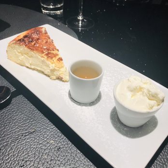 Roostiq - Cheesecake... skip the sauce in the middle - Pizza Near Me - Madrid, M Roostiq - Cheesecake... skip the sauce in the middle - Pizza Near Me - Madrid, M
