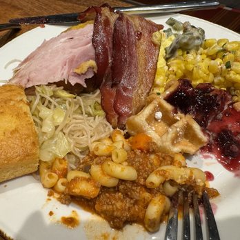 AYCE - The usual brunch. Moist cornbread, bacons, ham, green beans casserole, loose elote, pasta waffle with raspberry compote and veggies pancit - Buffets Near Me - Las Vegas, Nevada AYCE - The usual brunch. Moist cornbread, bacons, ham, green beans casserole, loose elote, pasta waffle with raspberry compote and veggies pancit - Buffets Near Me - Las Vegas, Nevada