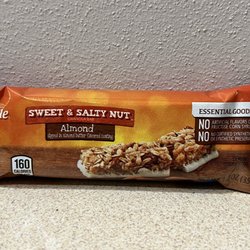 ALDI - Milleville Almond Sweet & Salty Nut Granola Bar