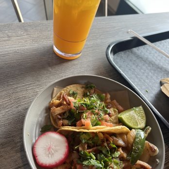 Ta Con Todo - Chicken tacos, YUMMY! - Mexican Near Me - Livermore, California Ta Con Todo - Chicken tacos, YUMMY! - Mexican Near Me - Livermore, California