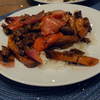 Mouthful Eatery - Lomo Saltado - Sandwiches Near Me - Thousand Oaks, California
