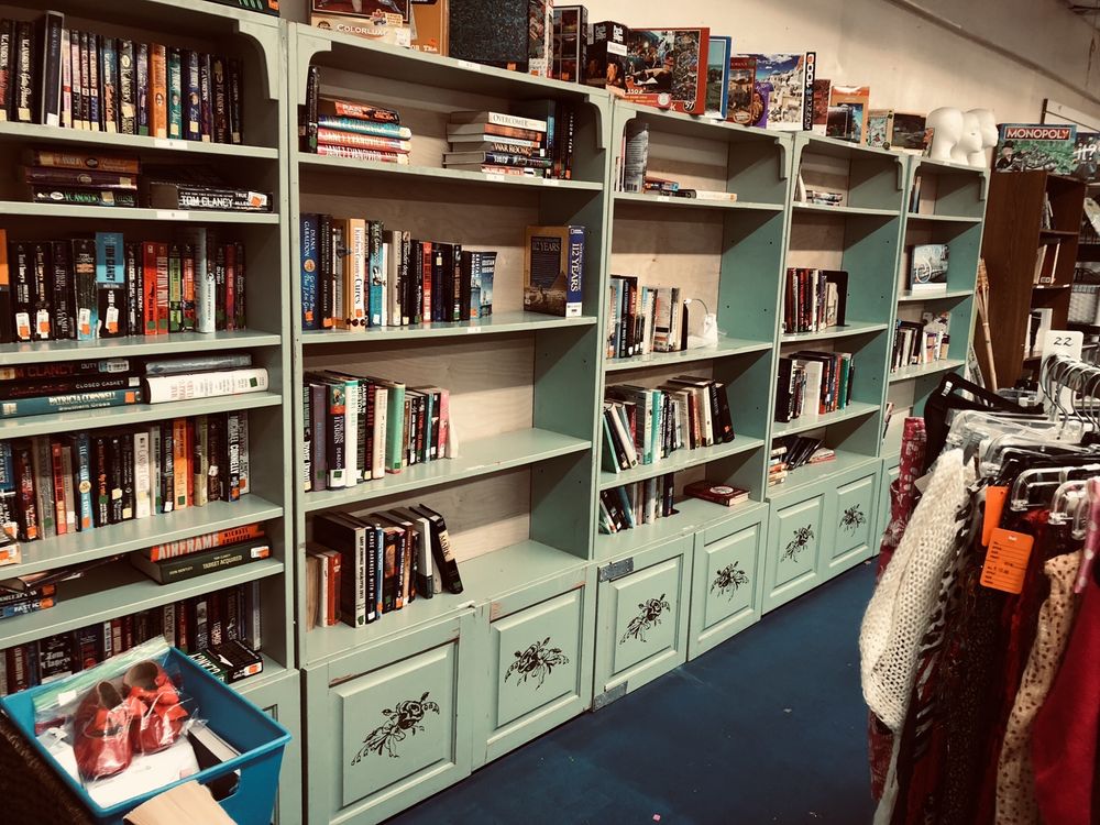 WHISKERS AND THINGS Updated September 2024 10 Photos 5800 Padre